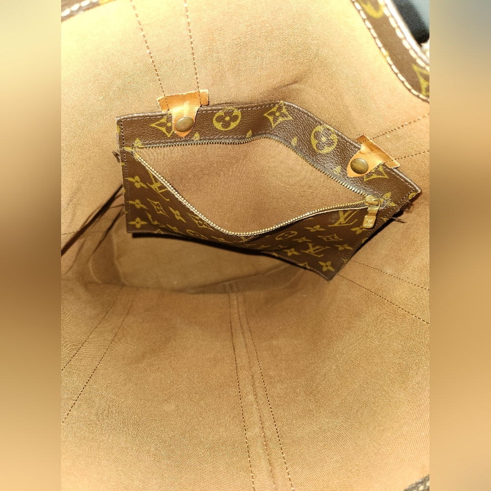 Louis Vuitton Vintage Monogram Randonnée GM Backpack with Detachable Pochette - Picture 15 of 16